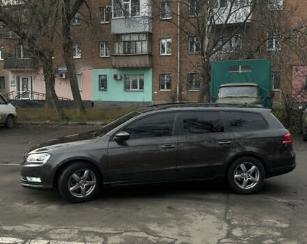 Коричневый Фольксваген Пассат, объемом двигателя 1.6 л и пробегом 285 тыс. км за 8200 $, фото 2 на Automoto.ua