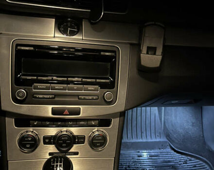 Коричневый Фольксваген Пассат, объемом двигателя 1.97 л и пробегом 231 тыс. км за 12000 $, фото 7 на Automoto.ua