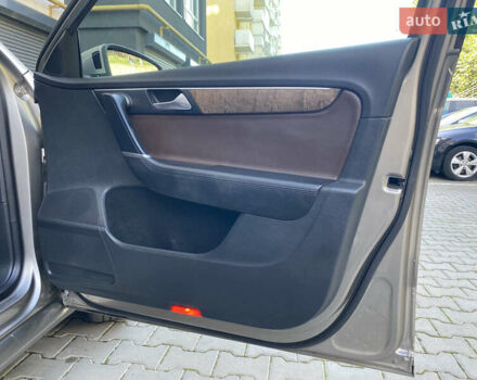 Коричневый Фольксваген Пассат, объемом двигателя 1.97 л и пробегом 347 тыс. км за 10800 $, фото 26 на Automoto.ua