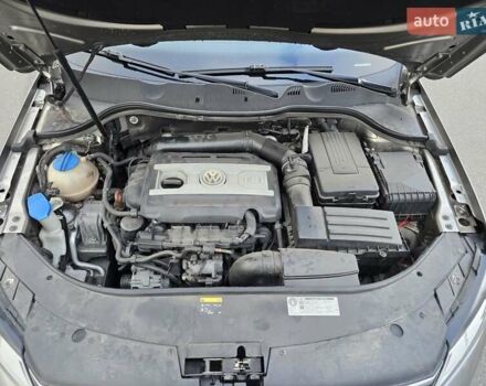 Коричневий Фольксваген Пассат, об'ємом двигуна 1.8 л та пробігом 211 тис. км за 11700 $, фото 9 на Automoto.ua