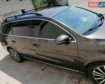 Коричневый Фольксваген Пассат, объемом двигателя 2 л и пробегом 213 тыс. км за 10500 $, фото 5 на Automoto.ua