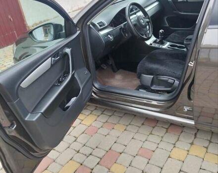 Коричневый Фольксваген Пассат, объемом двигателя 1.97 л и пробегом 255 тыс. км за 8999 $, фото 14 на Automoto.ua