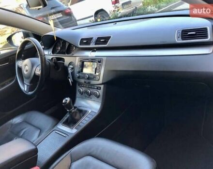 Коричневий Фольксваген Пассат, об'ємом двигуна 1.6 л та пробігом 220 тис. км за 11500 $, фото 21 на Automoto.ua