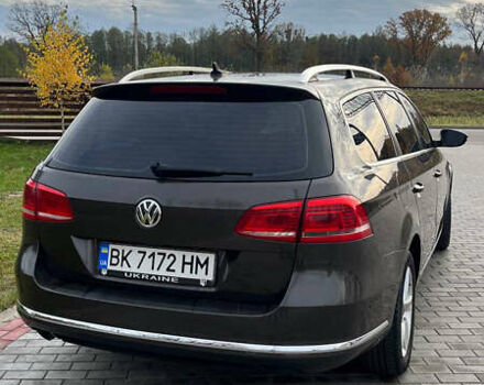 Коричневый Фольксваген Пассат, объемом двигателя 1.6 л и пробегом 285 тыс. км за 10700 $, фото 5 на Automoto.ua