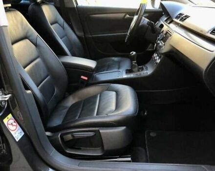 Коричневий Фольксваген Пассат, об'ємом двигуна 1.6 л та пробігом 220 тис. км за 11500 $, фото 19 на Automoto.ua