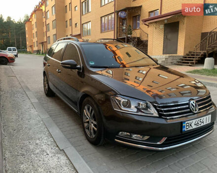 Коричневый Фольксваген Пассат, объемом двигателя 1.97 л и пробегом 270 тыс. км за 12100 $, фото 4 на Automoto.ua