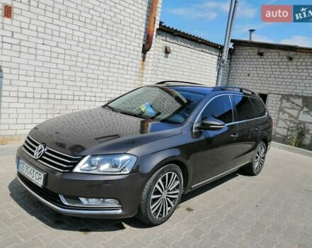 Коричневый Фольксваген Пассат, объемом двигателя 2 л и пробегом 213 тыс. км за 10500 $, фото 2 на Automoto.ua