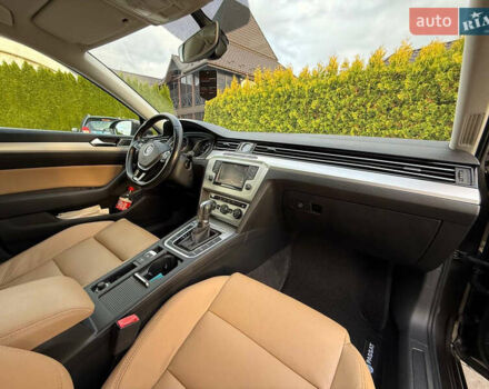 Коричневый Фольксваген Пассат, объемом двигателя 1.6 л и пробегом 200 тыс. км за 14300 $, фото 36 на Automoto.ua