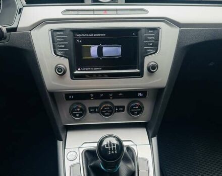 Коричневый Фольксваген Пассат, объемом двигателя 1.6 л и пробегом 333 тыс. км за 10900 $, фото 13 на Automoto.ua