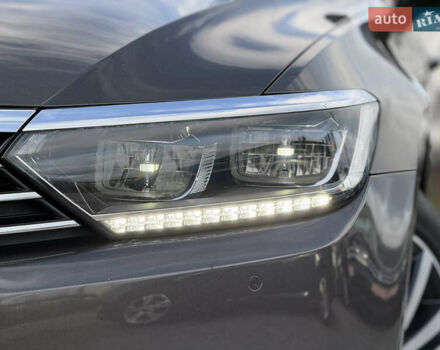 Коричневий Фольксваген Пассат, об'ємом двигуна 1.6 л та пробігом 200 тис. км за 13900 $, фото 9 на Automoto.ua