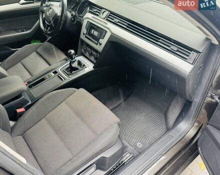 Коричневый Фольксваген Пассат, объемом двигателя 1.6 л и пробегом 333 тыс. км за 10900 $, фото 9 на Automoto.ua