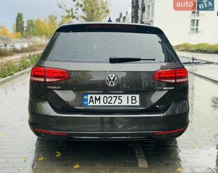 Коричневый Фольксваген Пассат, объемом двигателя 1.6 л и пробегом 333 тыс. км за 10900 $, фото 4 на Automoto.ua