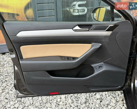 Коричневий Фольксваген Пассат, об'ємом двигуна 1.6 л та пробігом 200 тис. км за 13900 $, фото 47 на Automoto.ua