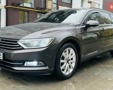 Коричневый Фольксваген Пассат, объемом двигателя 1.6 л и пробегом 333 тыс. км за 10900 $, фото 2 на Automoto.ua