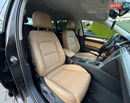 Коричневый Фольксваген Пассат, объемом двигателя 1.6 л и пробегом 200 тыс. км за 14300 $, фото 34 на Automoto.ua