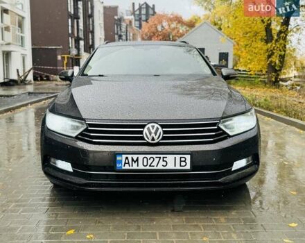 Коричневый Фольксваген Пассат, объемом двигателя 1.6 л и пробегом 333 тыс. км за 10900 $, фото 1 на Automoto.ua