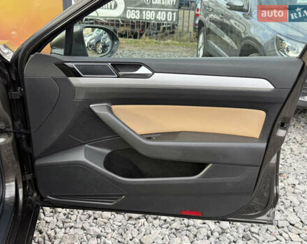 Коричневий Фольксваген Пассат, об'ємом двигуна 1.6 л та пробігом 200 тис. км за 13900 $, фото 33 на Automoto.ua