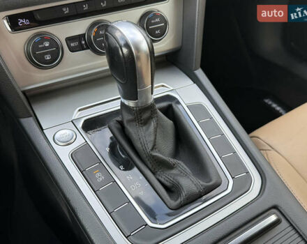 Коричневий Фольксваген Пассат, об'ємом двигуна 1.6 л та пробігом 200 тис. км за 13900 $, фото 56 на Automoto.ua