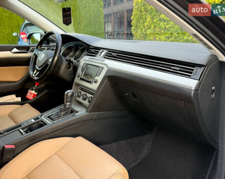 Коричневый Фольксваген Пассат, объемом двигателя 1.6 л и пробегом 200 тыс. км за 14300 $, фото 39 на Automoto.ua