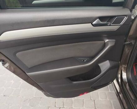 Коричневый Фольксваген Пассат, объемом двигателя 1.6 л и пробегом 284 тыс. км за 12300 $, фото 19 на Automoto.ua