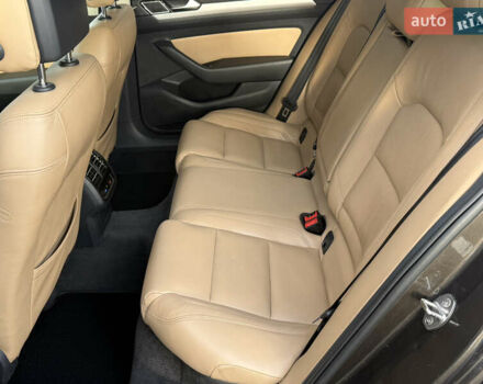 Коричневий Фольксваген Пассат, об'ємом двигуна 1.6 л та пробігом 200 тис. км за 13900 $, фото 44 на Automoto.ua