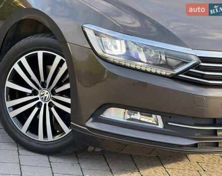 Коричневый Фольксваген Пассат, объемом двигателя 1.6 л и пробегом 200 тыс. км за 14300 $, фото 10 на Automoto.ua