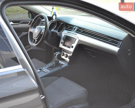 Коричневый Фольксваген Пассат, объемом двигателя 1.97 л и пробегом 295 тыс. км за 13500 $, фото 33 на Automoto.ua