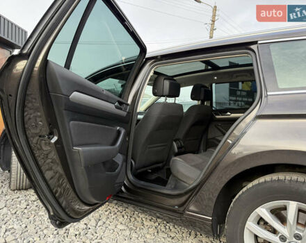 Коричневий Фольксваген Пассат, об'ємом двигуна 2 л та пробігом 200 тис. км за 15800 $, фото 49 на Automoto.ua