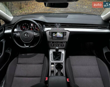 Коричневий Фольксваген Пассат, об'ємом двигуна 1.6 л та пробігом 275 тис. км за 12499 $, фото 10 на Automoto.ua