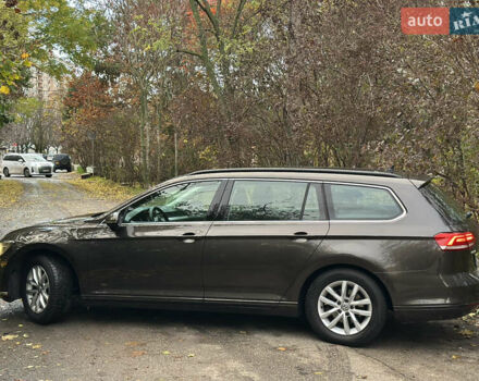 Коричневий Фольксваген Пассат, об'ємом двигуна 1.6 л та пробігом 275 тис. км за 12499 $, фото 7 на Automoto.ua