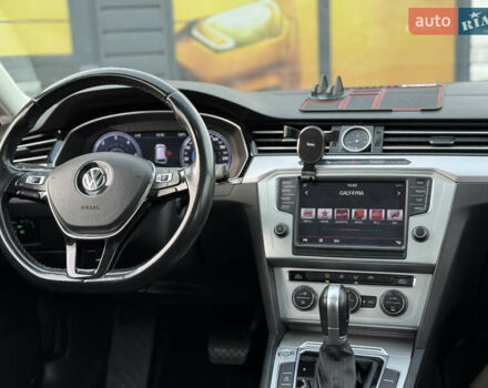 Коричневий Фольксваген Пассат, об'ємом двигуна 2 л та пробігом 200 тис. км за 15800 $, фото 39 на Automoto.ua