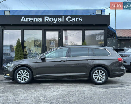 Коричневий Фольксваген Пассат, об'ємом двигуна 1.97 л та пробігом 232 тис. км за 17500 $, фото 4 на Automoto.ua