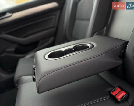 Коричневий Фольксваген Пассат, об'ємом двигуна 2 л та пробігом 168 тис. км за 21800 $, фото 100 на Automoto.ua