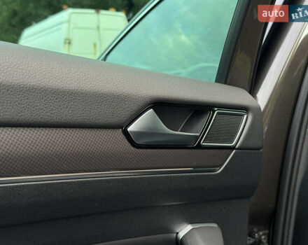 Коричневый Фольксваген Пассат, объемом двигателя 1.97 л и пробегом 263 тыс. км за 21500 $, фото 70 на Automoto.ua