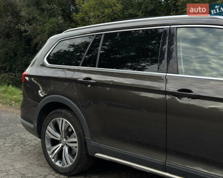 Коричневый Фольксваген Пассат, объемом двигателя 1.97 л и пробегом 263 тыс. км за 21500 $, фото 10 на Automoto.ua