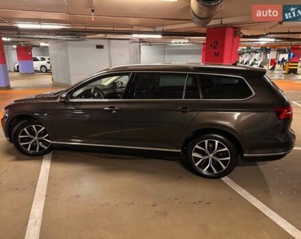 Коричневый Фольксваген Пассат, объемом двигателя 1.97 л и пробегом 147 тыс. км за 25000 $, фото 5 на Automoto.ua