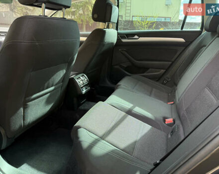 Коричневий Фольксваген Пассат, об'ємом двигуна 2 л та пробігом 220 тис. км за 16600 $, фото 19 на Automoto.ua