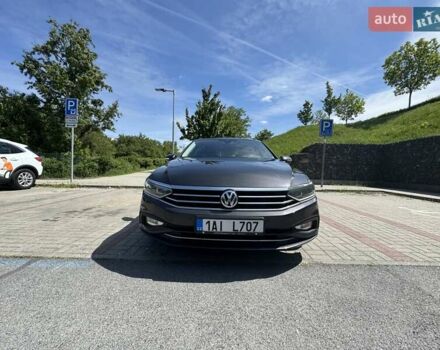 Коричневый Фольксваген Пассат, объемом двигателя 1.6 л и пробегом 210 тыс. км за 17715 $, фото 4 на Automoto.ua