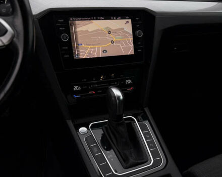 Коричневый Фольксваген Пассат, объемом двигателя 2 л и пробегом 205 тыс. км за 18499 $, фото 25 на Automoto.ua