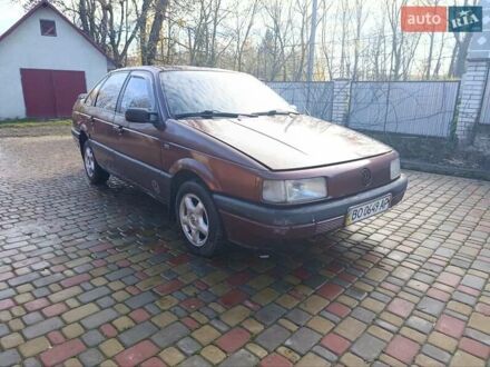 Коричневый Фольксваген Пассат, объемом двигателя 1.8 л и пробегом 328 тыс. км за 1700 $, фото 1 на Automoto.ua