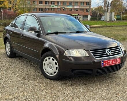 Фольксваген Пассат 2004 в Долине на Automoto.ua Коричневый Фольксваген Пассат, объемом двигателя 1.6 л и пробегом 138 тыс. км за 5100 $, фото 1 на Automoto.ua