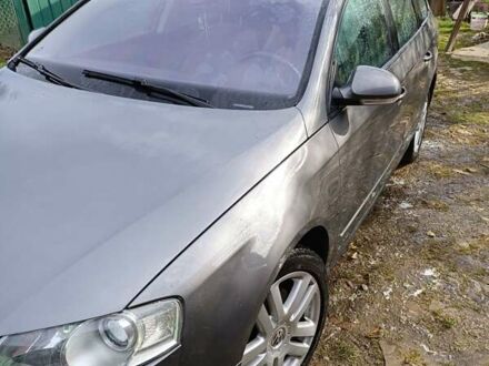 Коричневий Фольксваген Пассат, об'ємом двигуна 1.97 л та пробігом 350 тис. км за 4999 $, фото 1 на Automoto.ua