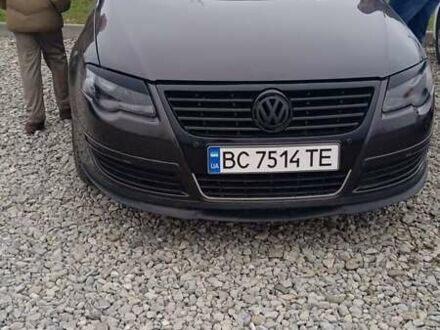 Коричневий Фольксваген Пассат, об'ємом двигуна 1.98 л та пробігом 241 тис. км за 5800 $, фото 1 на Automoto.ua