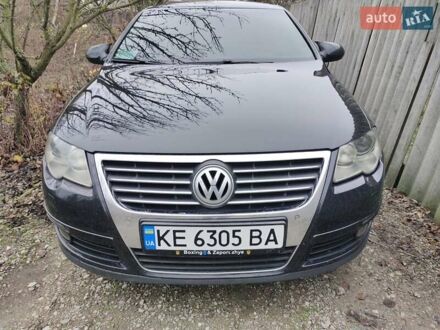 Коричневый Фольксваген Пассат, объемом двигателя 3.2 л и пробегом 197 тыс. км за 6500 $, фото 1 на Automoto.ua
