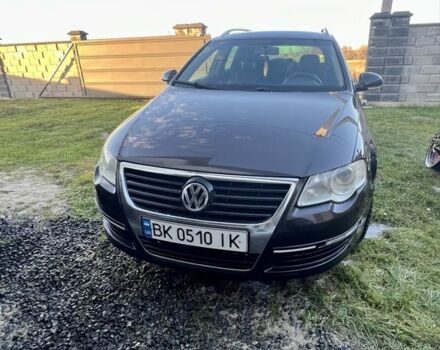 Коричневый Фольксваген Пассат, объемом двигателя 1.9 л и пробегом 430 тыс. км за 5899 $, фото 1 на Automoto.ua