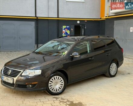 Коричневый Фольксваген Пассат, объемом двигателя 1.6 л и пробегом 238 тыс. км за 4999 $, фото 1 на Automoto.ua