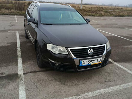 Коричневый Фольксваген Пассат, объемом двигателя 2 л и пробегом 298 тыс. км за 6500 $, фото 1 на Automoto.ua