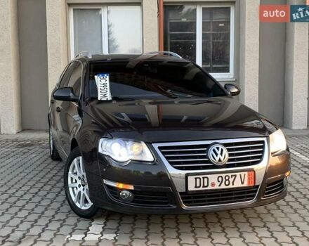 Коричневий Фольксваген Пассат, об'ємом двигуна 2 л та пробігом 293 тис. км за 7800 $, фото 1 на Automoto.ua