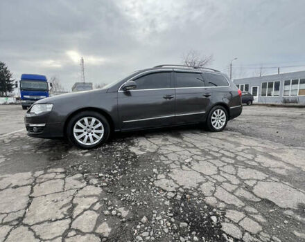 Коричневий Фольксваген Пассат, об'ємом двигуна 1.8 л та пробігом 202 тис. км за 6000 $, фото 1 на Automoto.ua