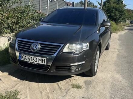 Коричневий Фольксваген Пассат, об'ємом двигуна 1.8 л та пробігом 276 тис. км за 6200 $, фото 1 на Automoto.ua